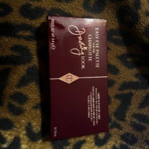 charlotte tilbury pallet